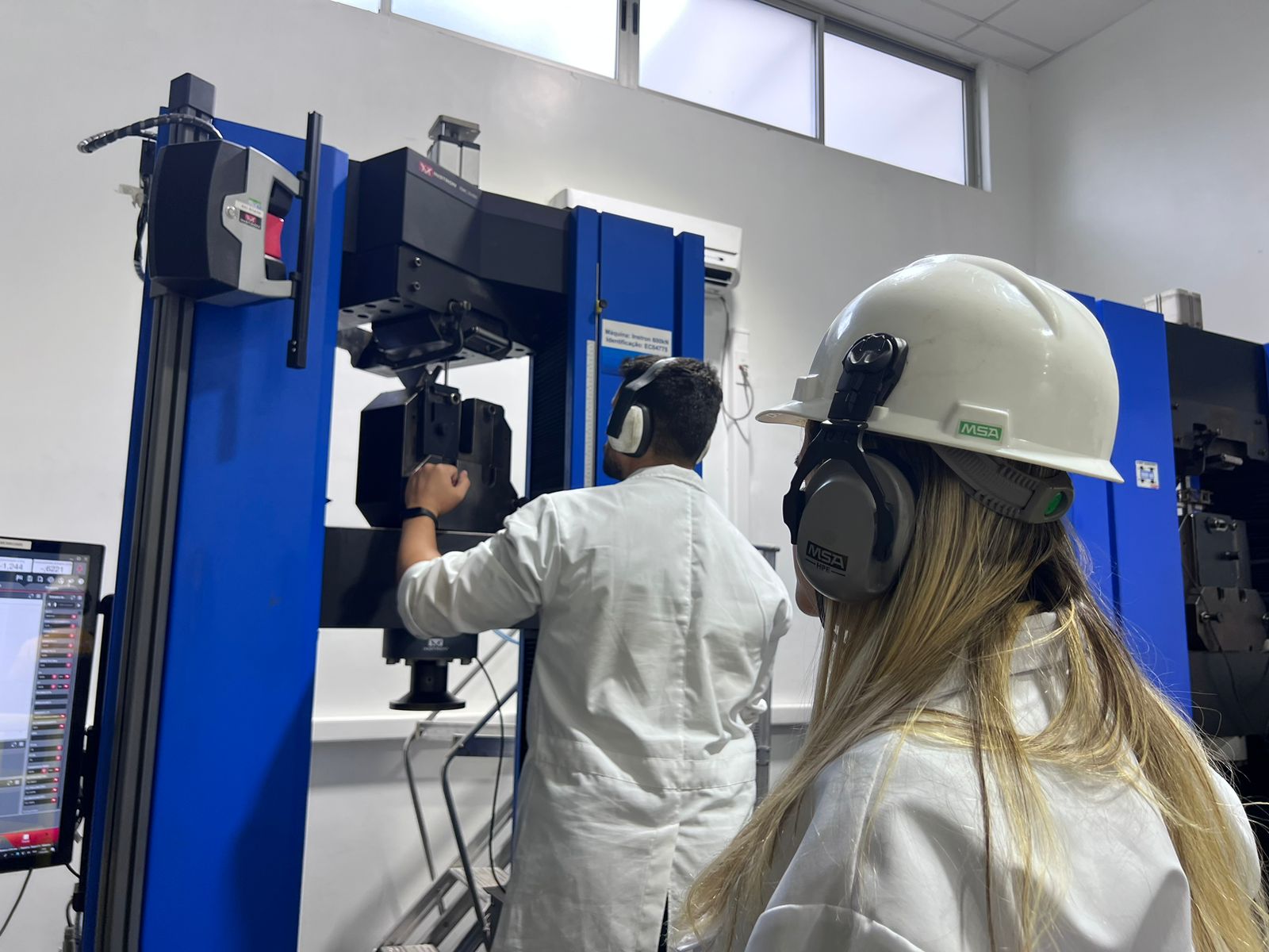 05-Vallourec-in-Brazil_Tensile-tests-2