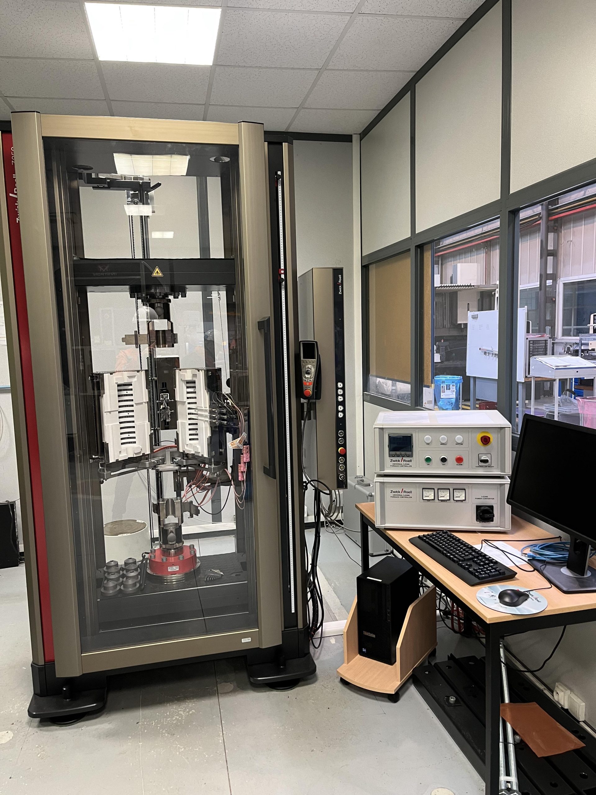 07ONE-RD-AulnoyeHydraulic-fatigue-test-machine